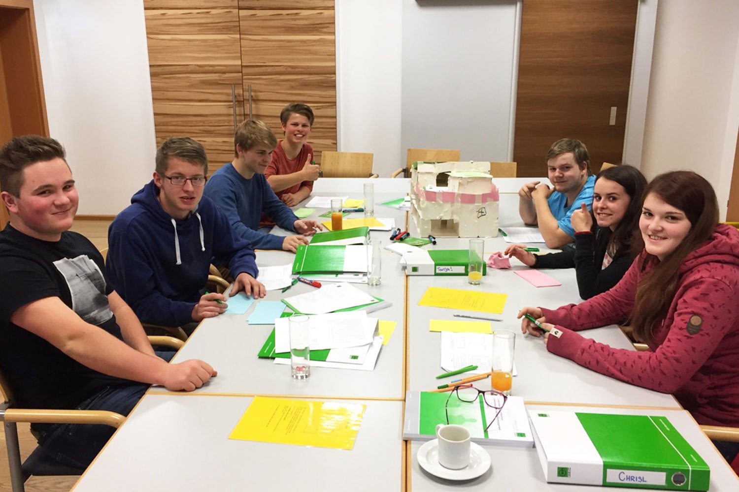 Lehre-bei-Dana-Ausbildung-teamwork